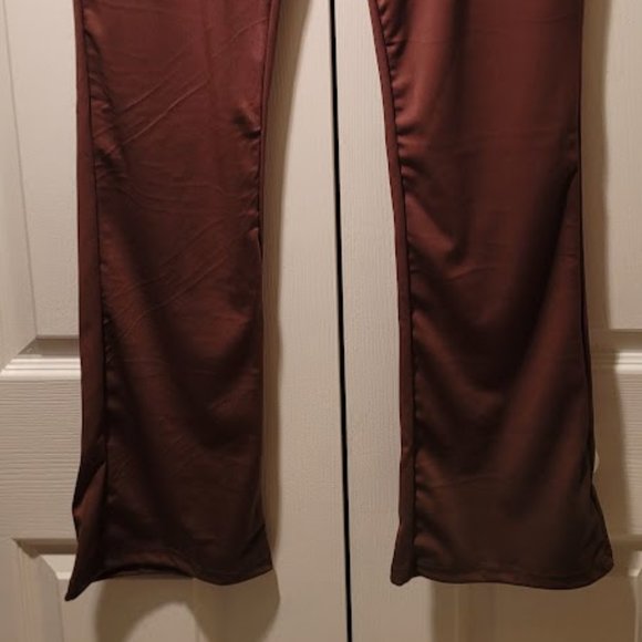 Fashionable Pocket Pants - Picture 3 of 3